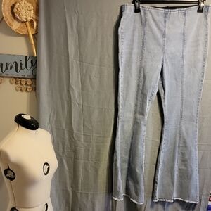 No Boundaries Denim Jeans